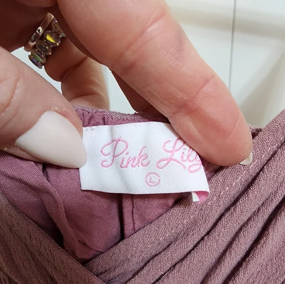 Elegant Mauve Maxi Dress - Picture 3 of 4